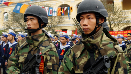 Vietnam estrecha cooperación militar con Estados Unidos y Canadá